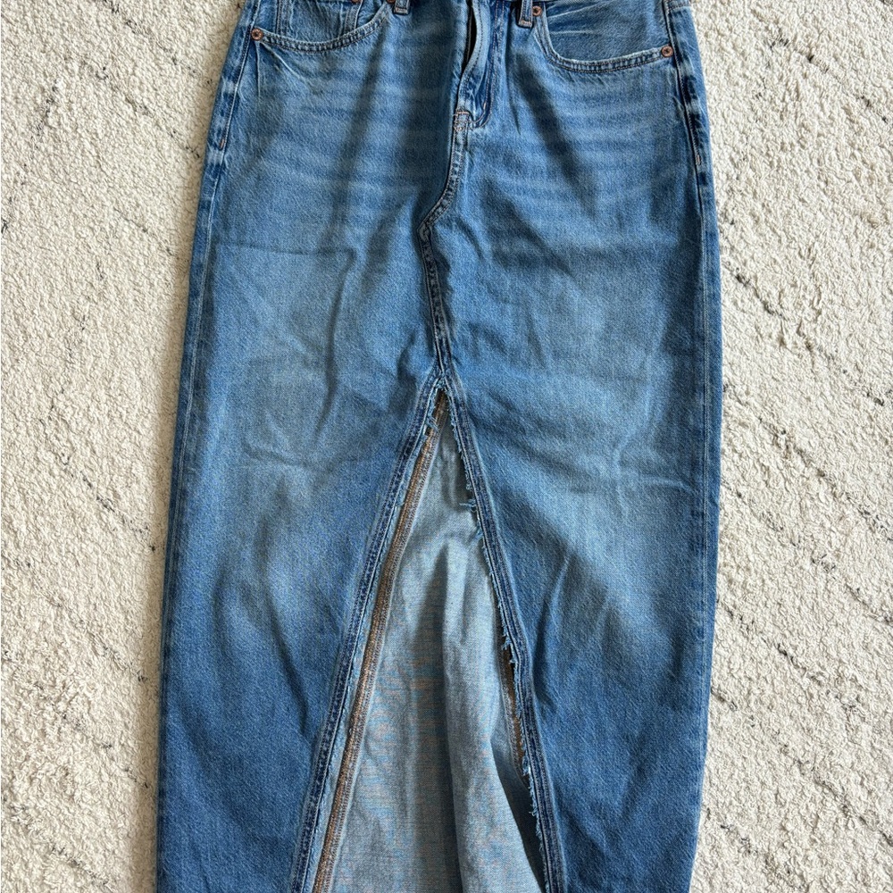 American Eagle Low Rise Soft Blue Denim Women's Maxi Skirt